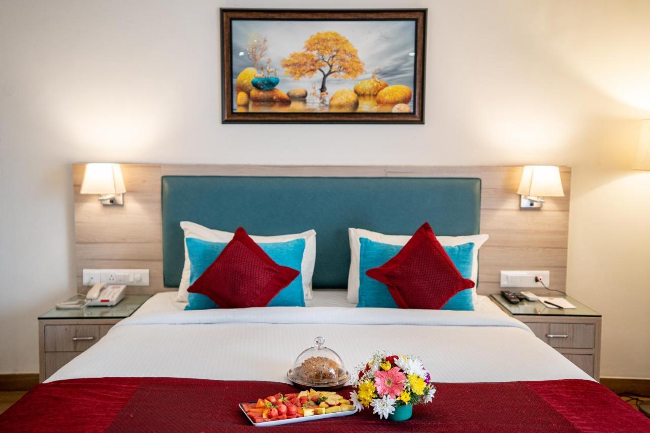 Le Seasons Resort Candolim Exterior foto